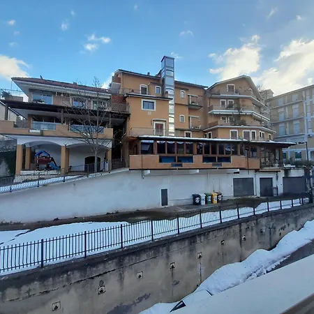 Elena Apartman