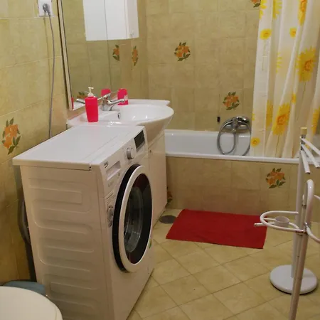 Elena Caramanico Terme