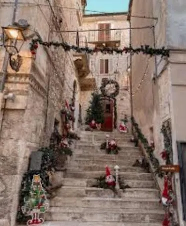 Elena Apartman